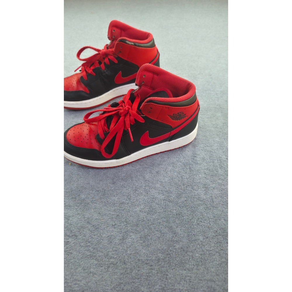 Jordan Kids Air Jordan 1 Mid Sneakers 5Y Black Red Bred Streetwear DQ8423-060